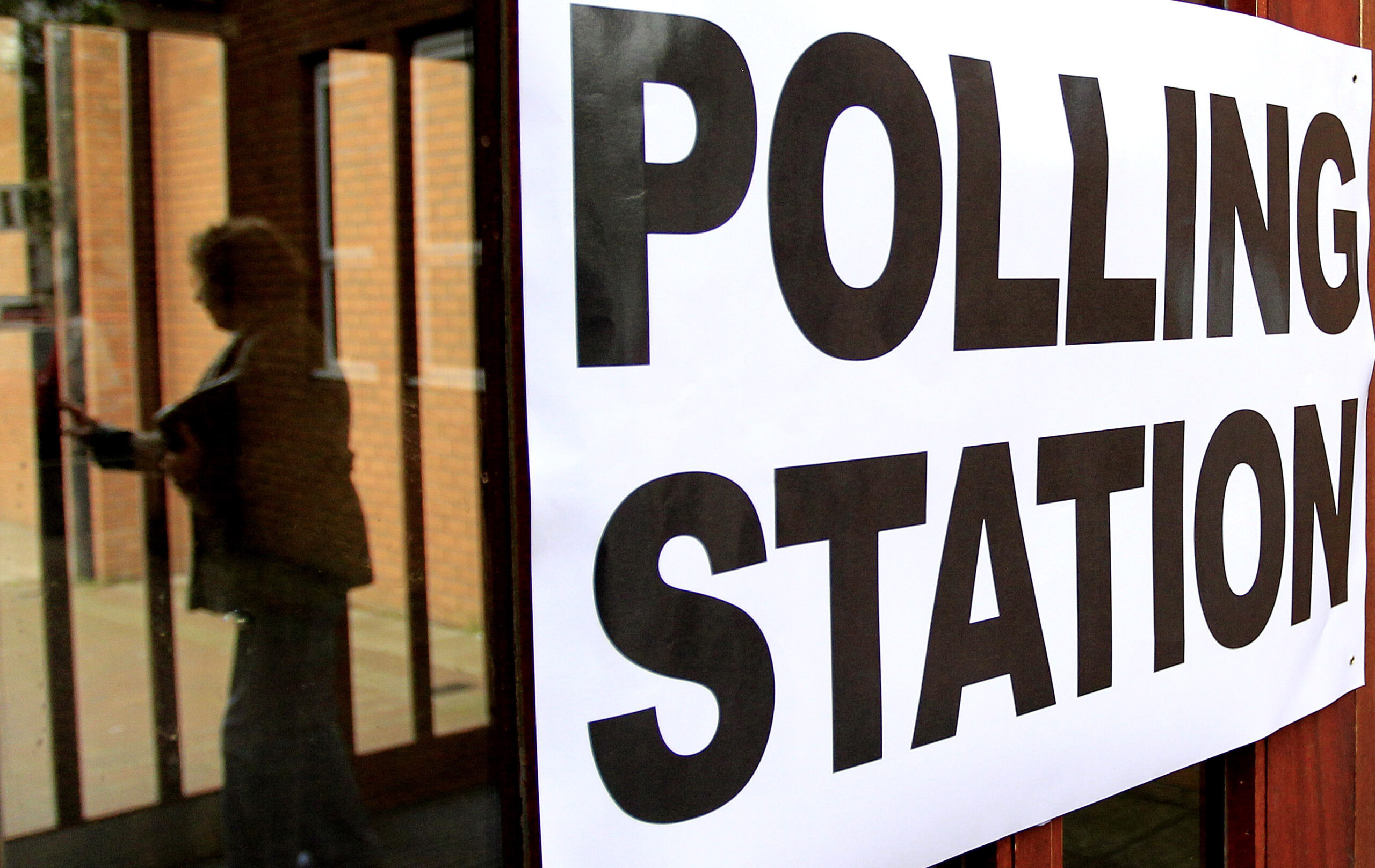 Voters to politicians: Both parties are blundering