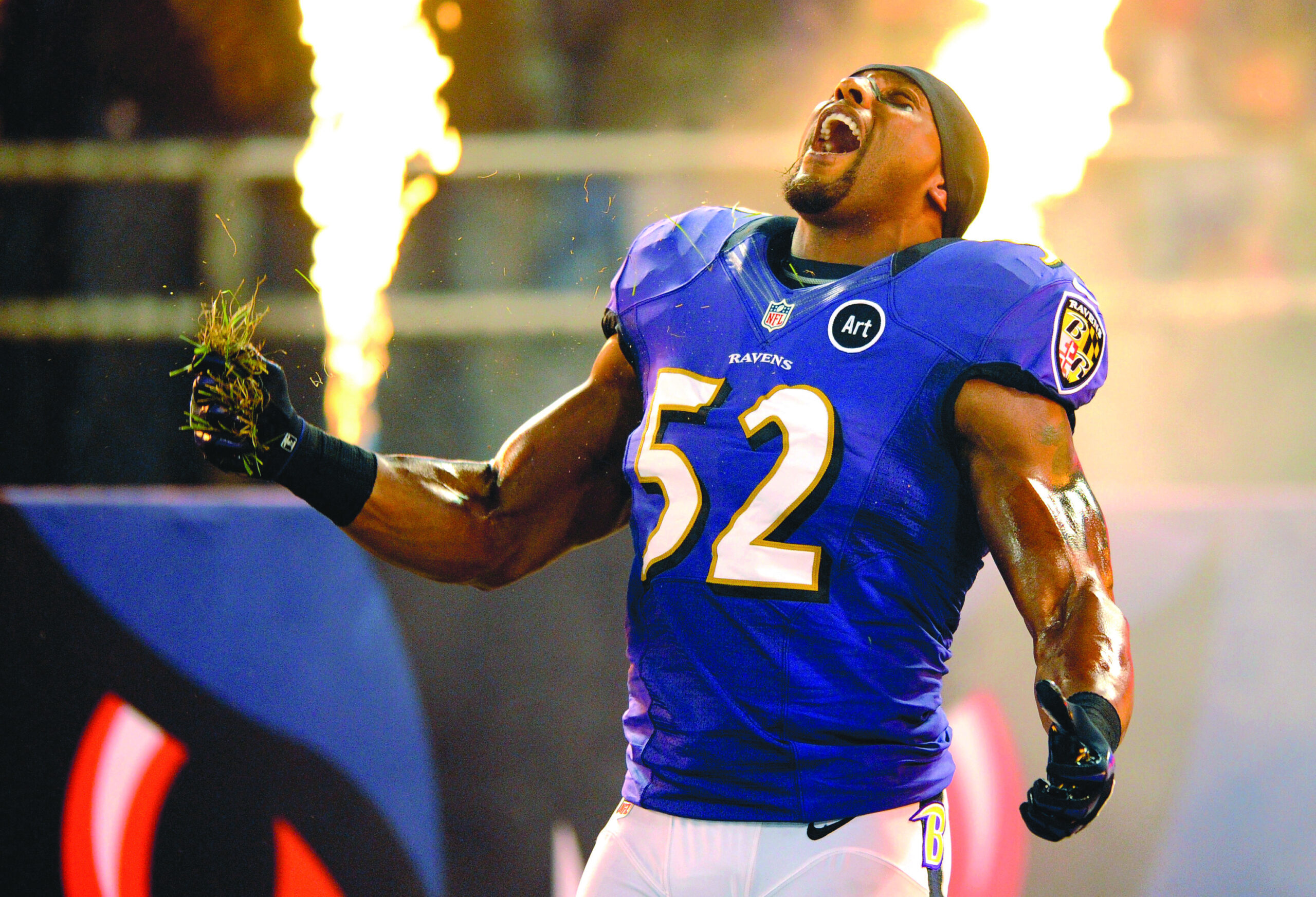 Thom Loverro: Is Ravens’ Ray Lewis a statuesque presence in Baltimore?