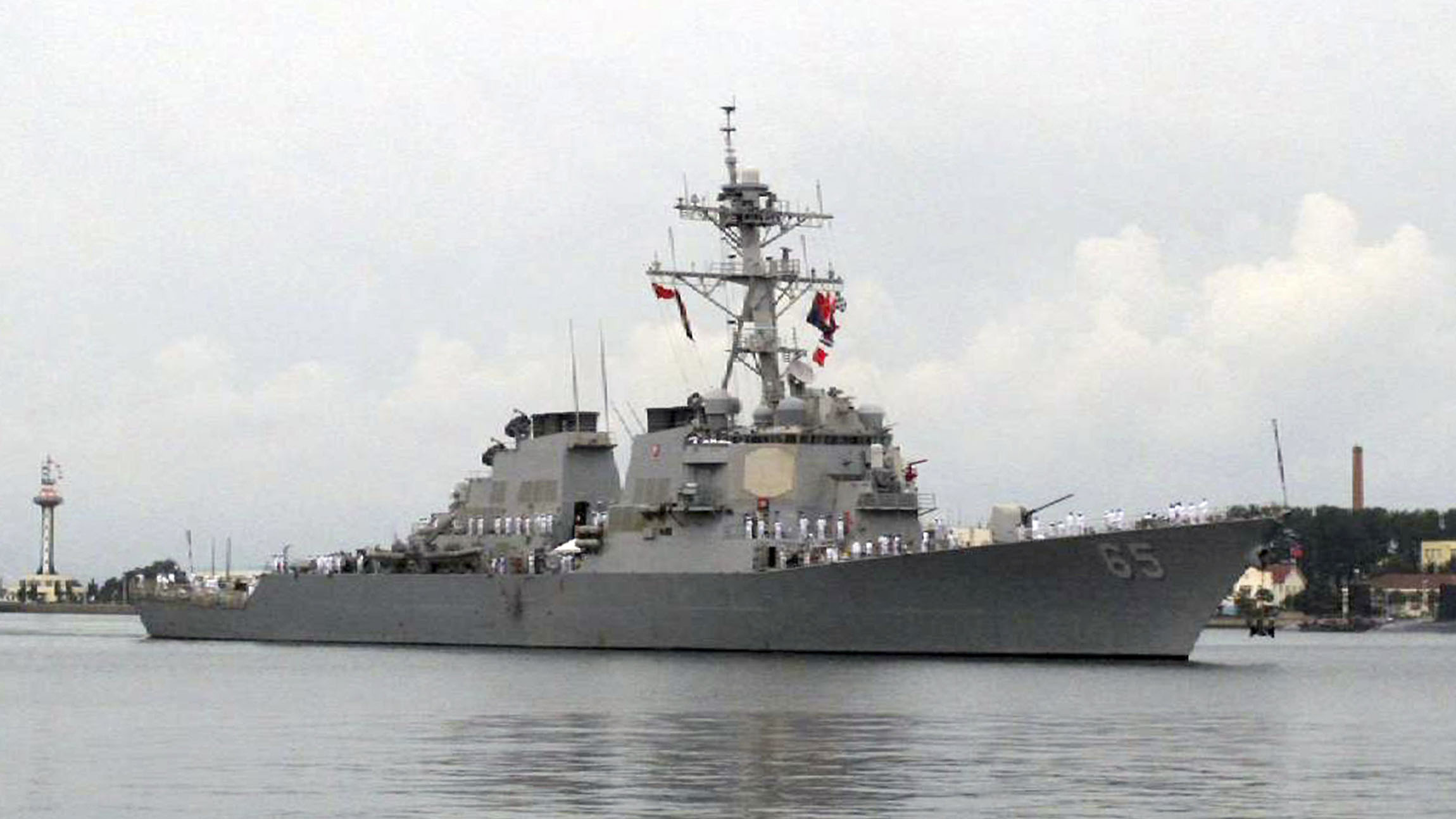 US Navy destroyer involved in collision with Japanese tug boat, sustains minor damage