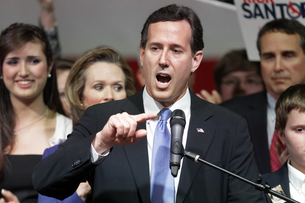 Santorum, Romney duel in Ohio, split other states