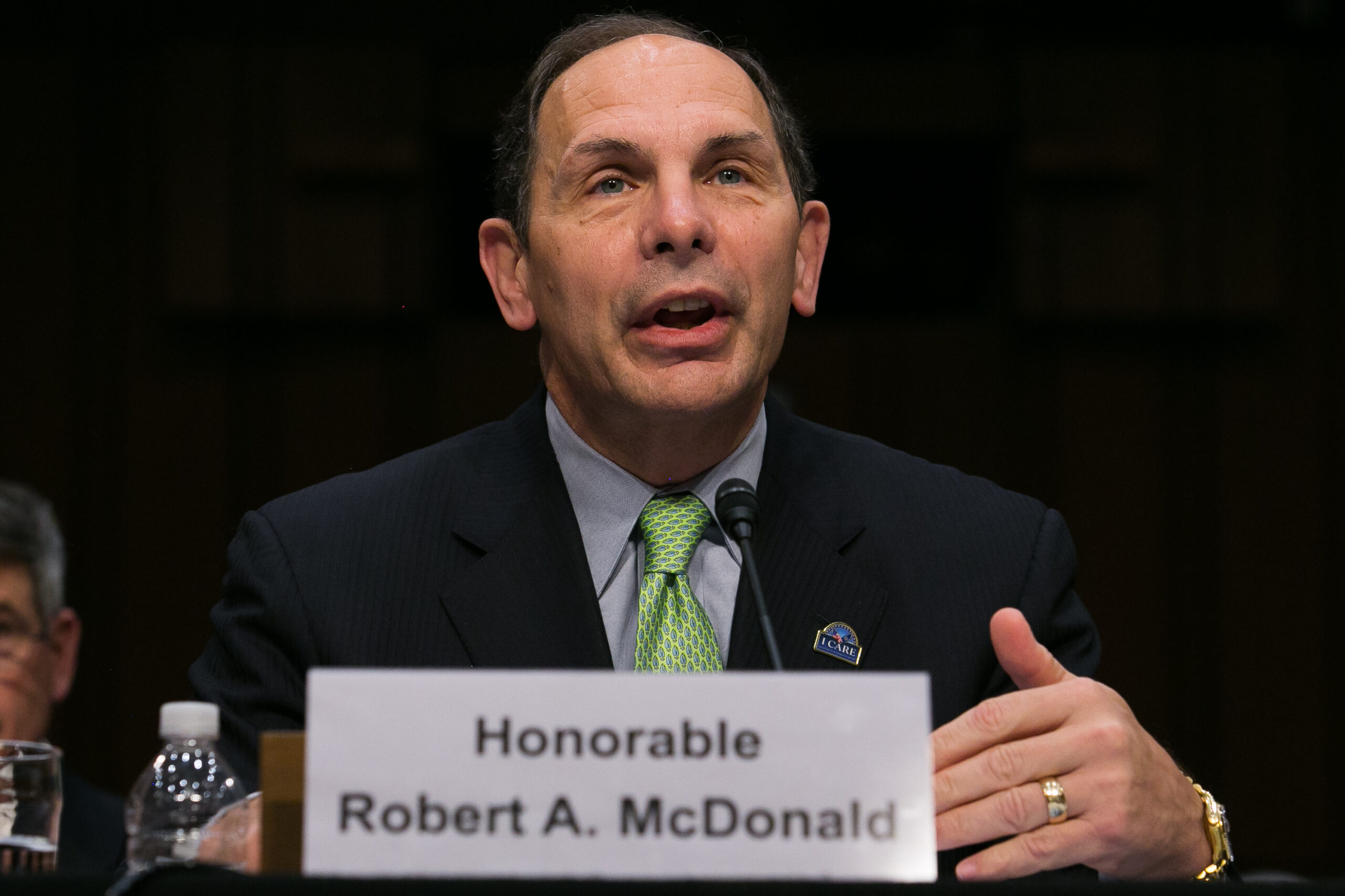 Veterans Affairs’ Robert McDonald falsely claimed special forces service
