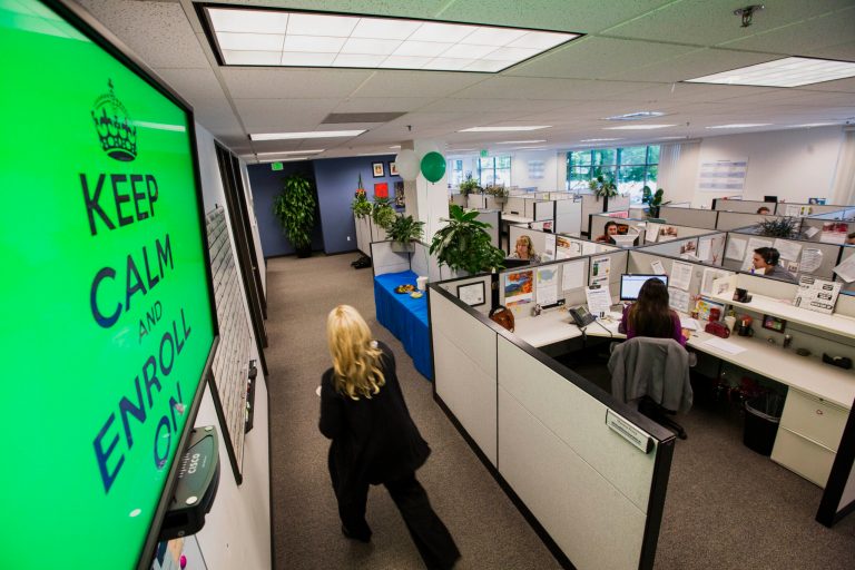 Call operators answer phones on the first day of Obamacare at an eHealthInsurance Services Inc. call center in Sacramento, California. (Ken James/Bloomberg)