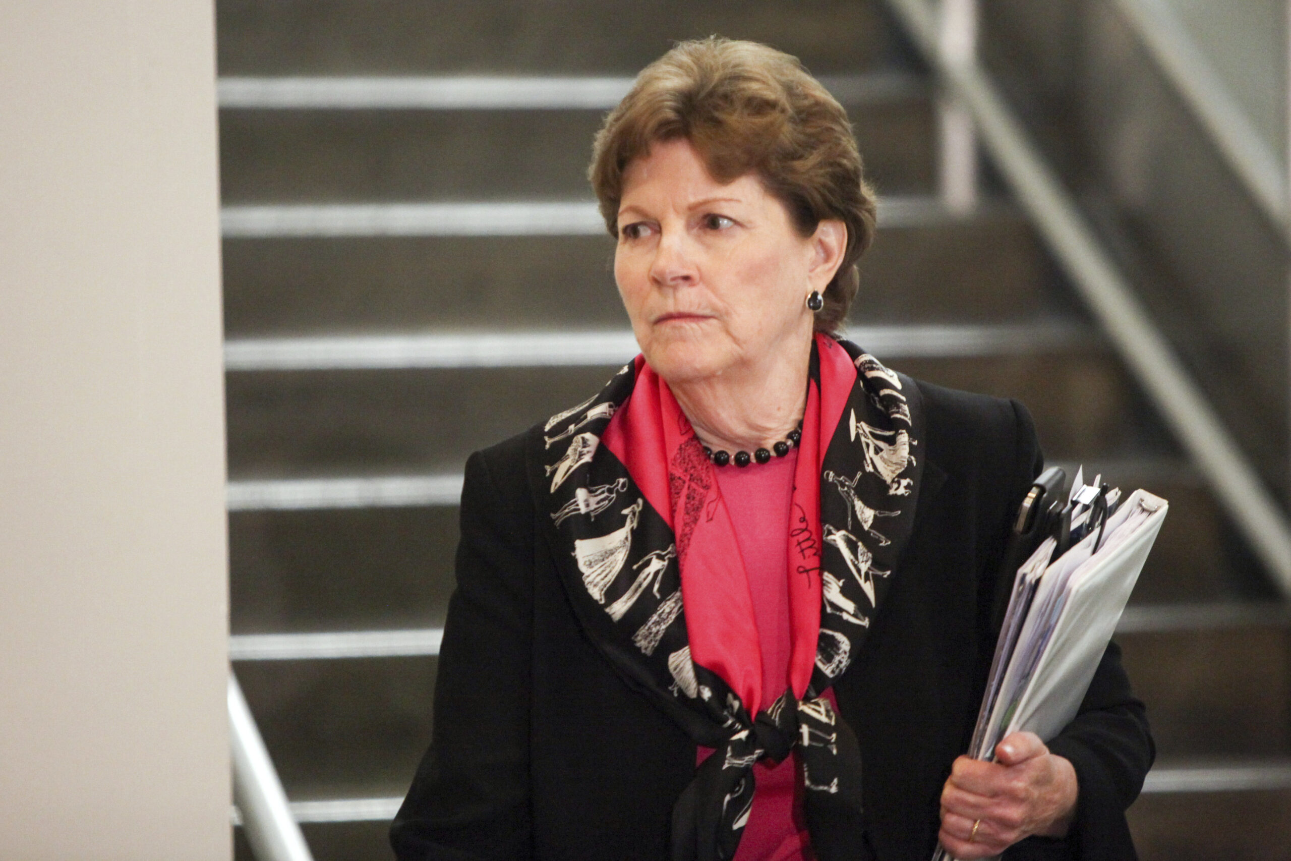 Sen. Jeanne Shaheen asks for extension for enrollment for Obamacare