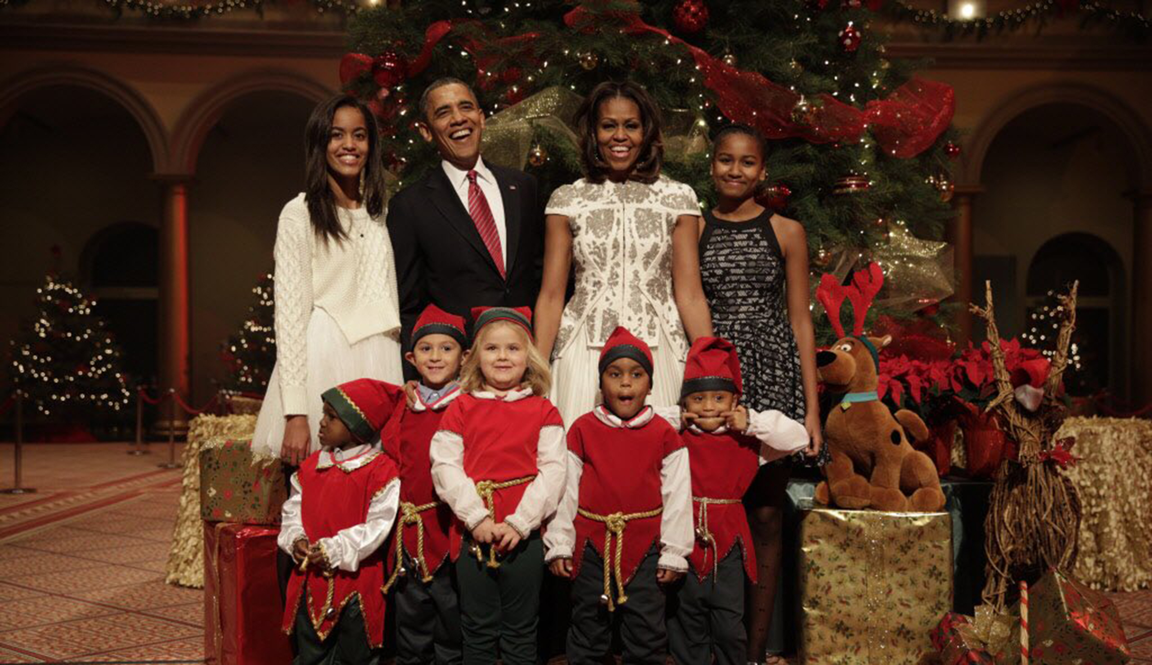 Obama sends holiday message: ‘On behalf of the Obama family, Merry Christmas!’