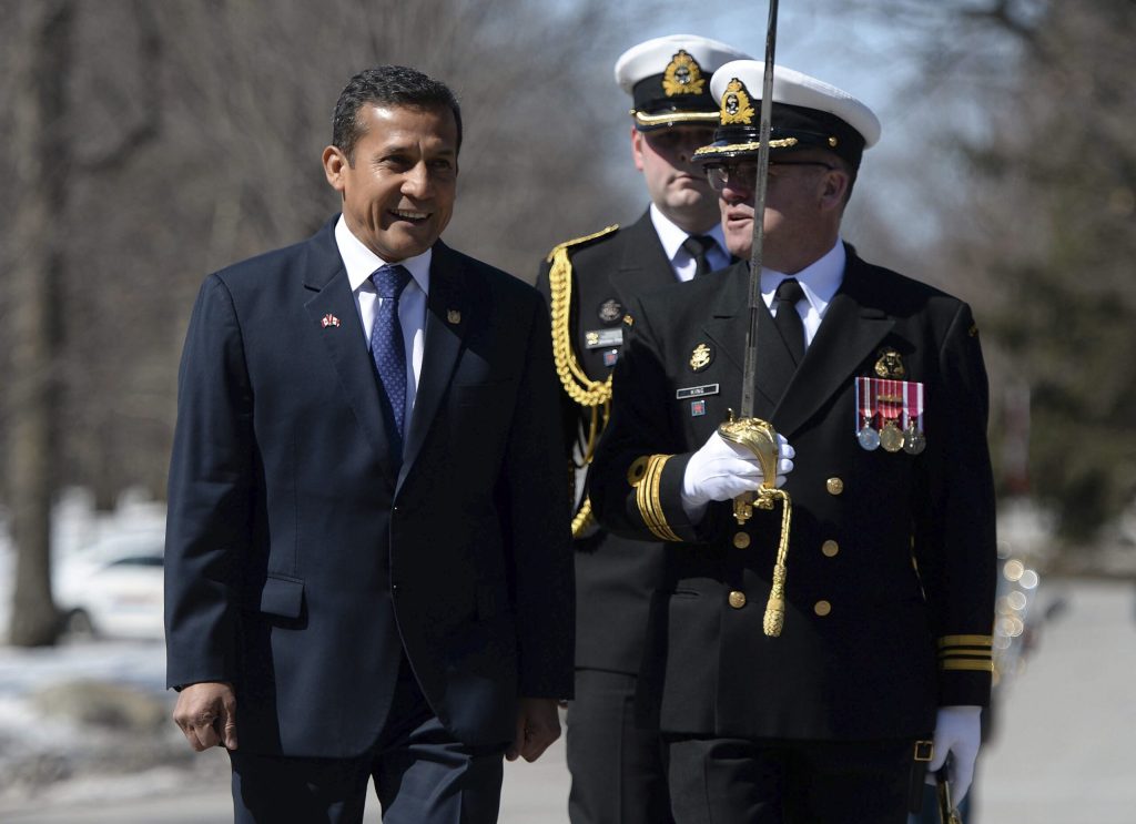 Peru arrests 28 in group tied to Shining Path