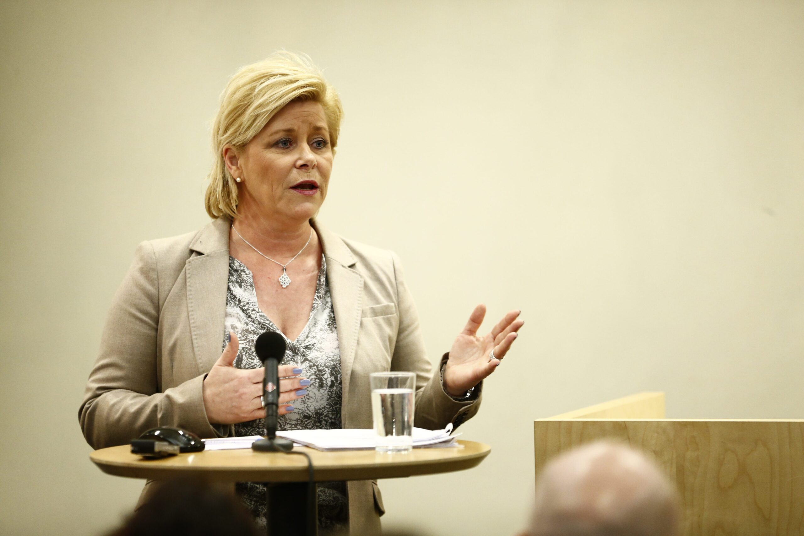 Norway’s oil fund could dump shares in oil, coal