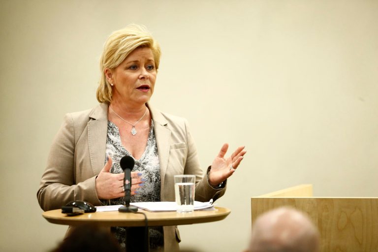 Norway’s oil fund could dump shares in oil, coal
