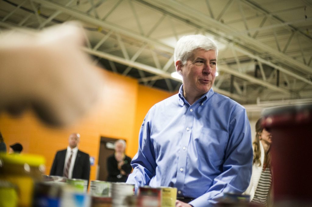 Mich. governor asks to testify to Congress about water crisis