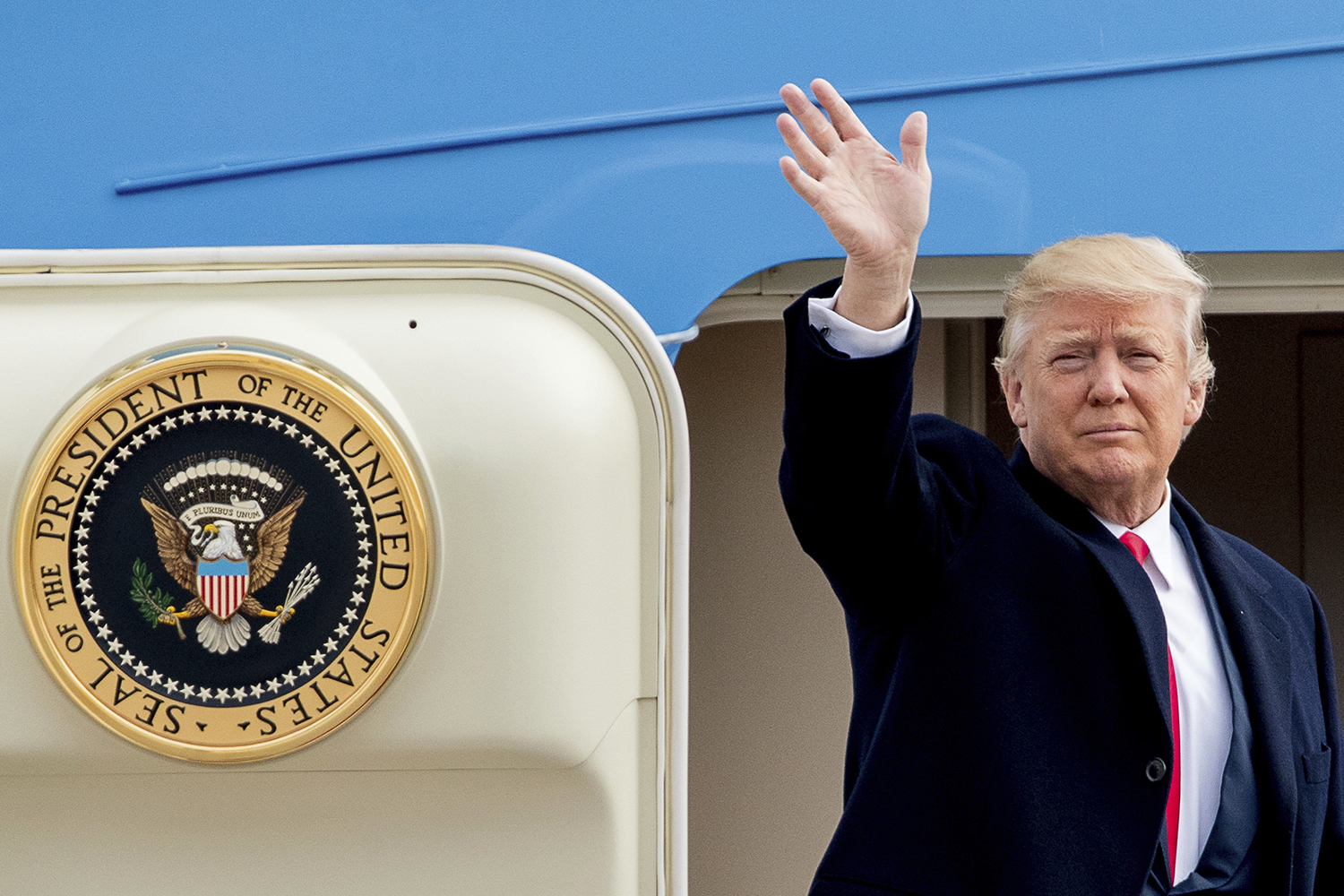 Trump leaves Washington for Florida ahead of Biden inauguration