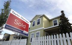 Experts: Maryland foreclosure programs prolong crisis