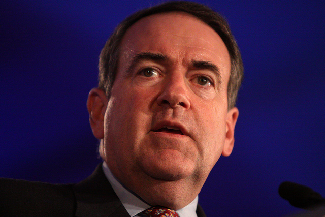 Huckabee’s Double Standard for Trump and Cruz