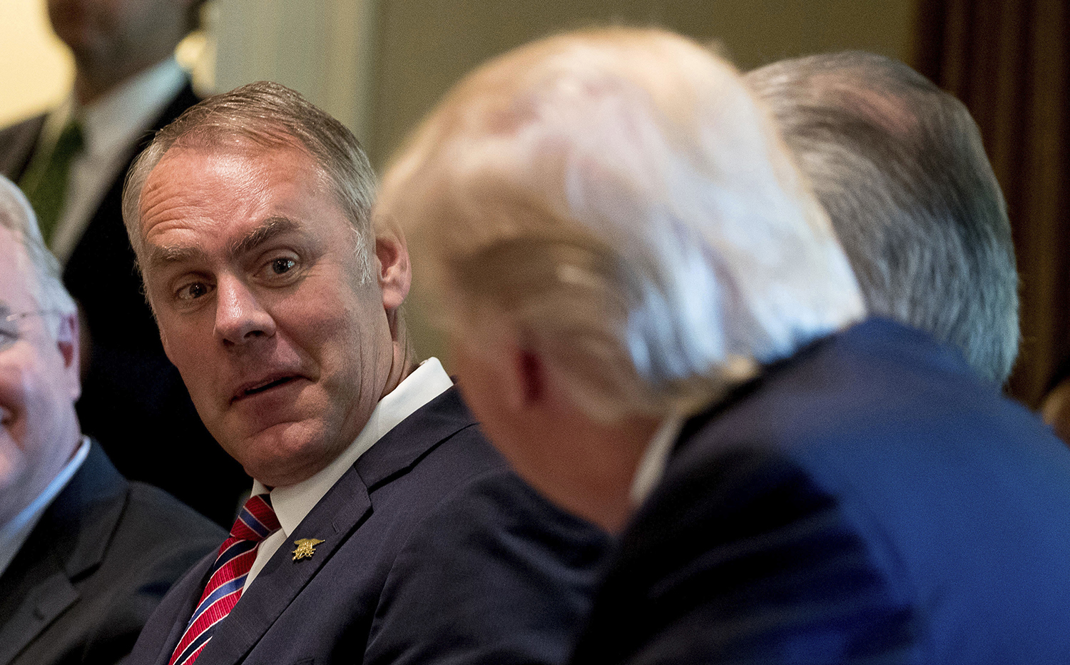 Interior Secretary Ryan Zinke used private jet or military aircraft: Report