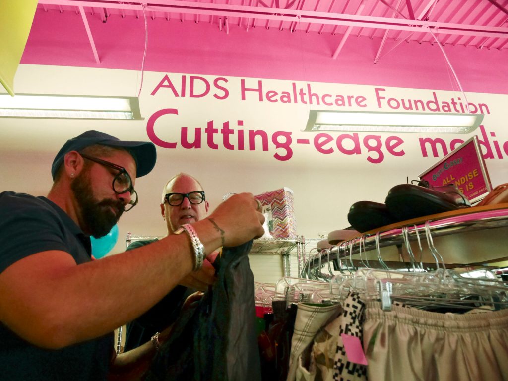 New shop offers free HIV tests