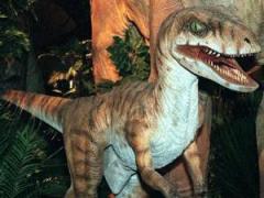 Can dinosaurs save the Huntsman campaign?