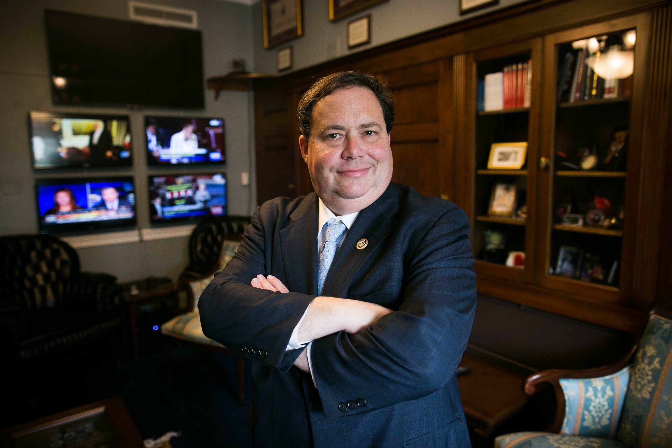 Lawmakers push for online speech protection bill before end of the year