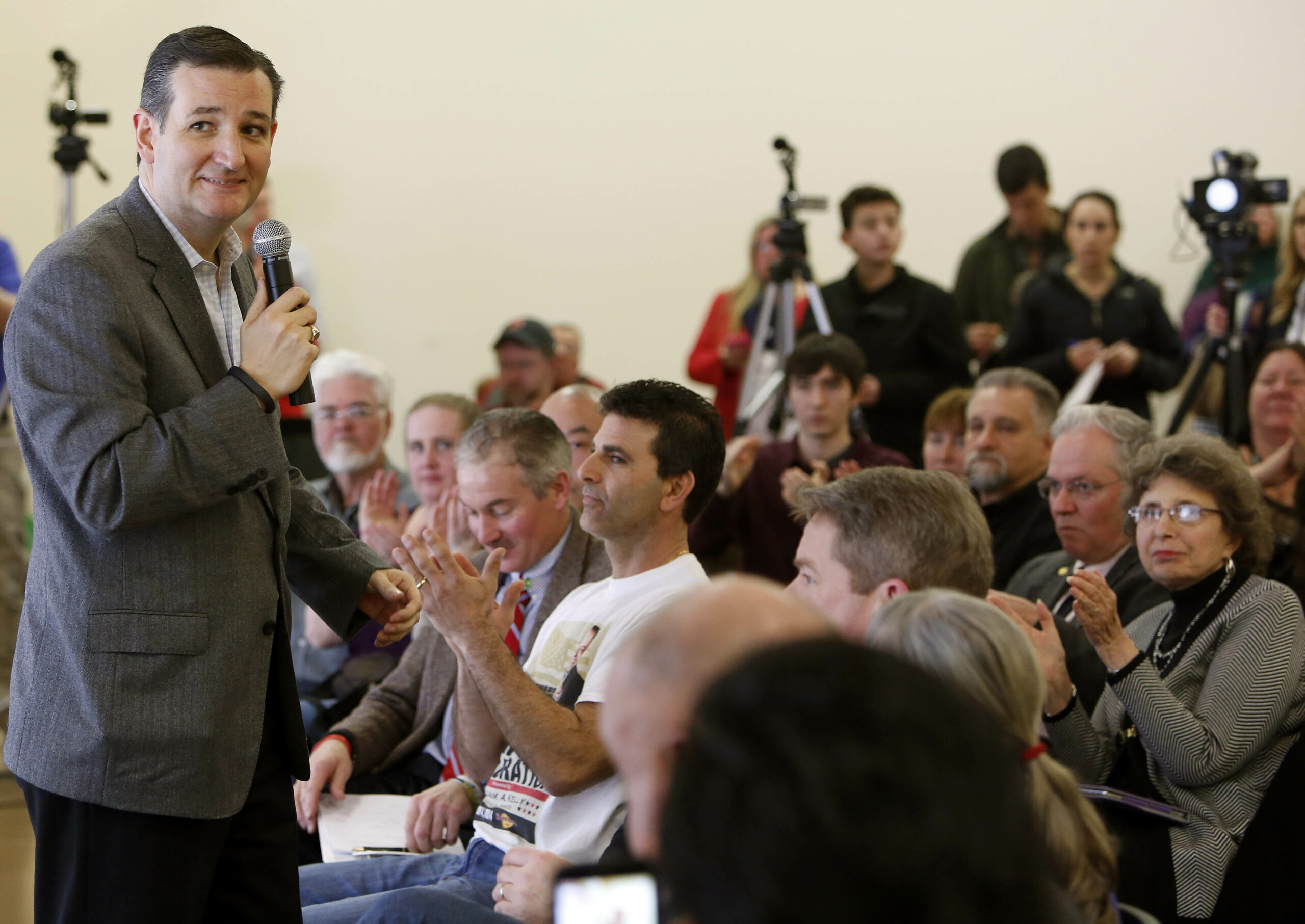 Ted Cruz explains why he wants to end limits on campaign contributions
