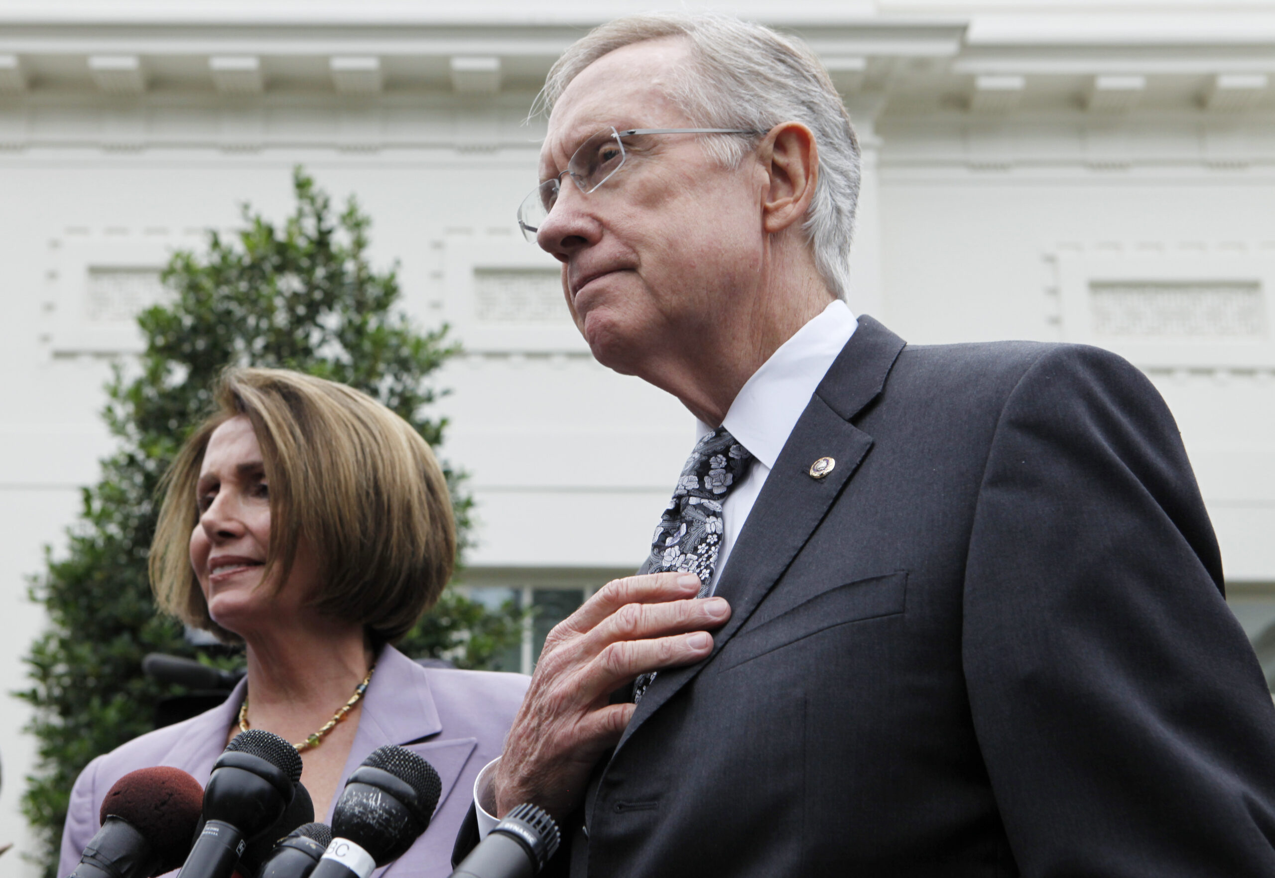GOP not the only fractured party; Dems have problems, too