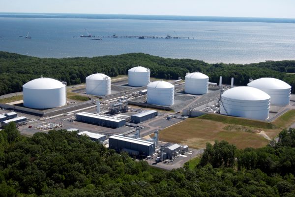 Ten House Democrats urge Biden to reverse course on LNG pause as party split intensifies on energy issue