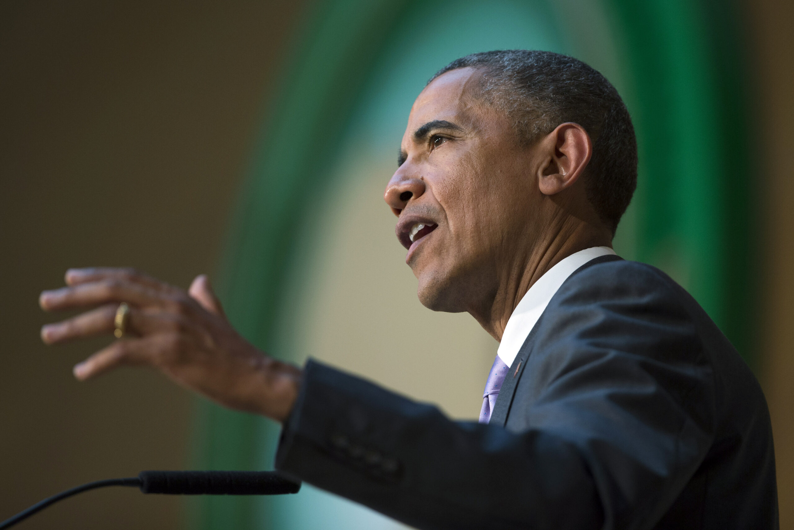 Obama tells supporters: ‘Bully pulpit’ isn’t enough to sell Iran deal