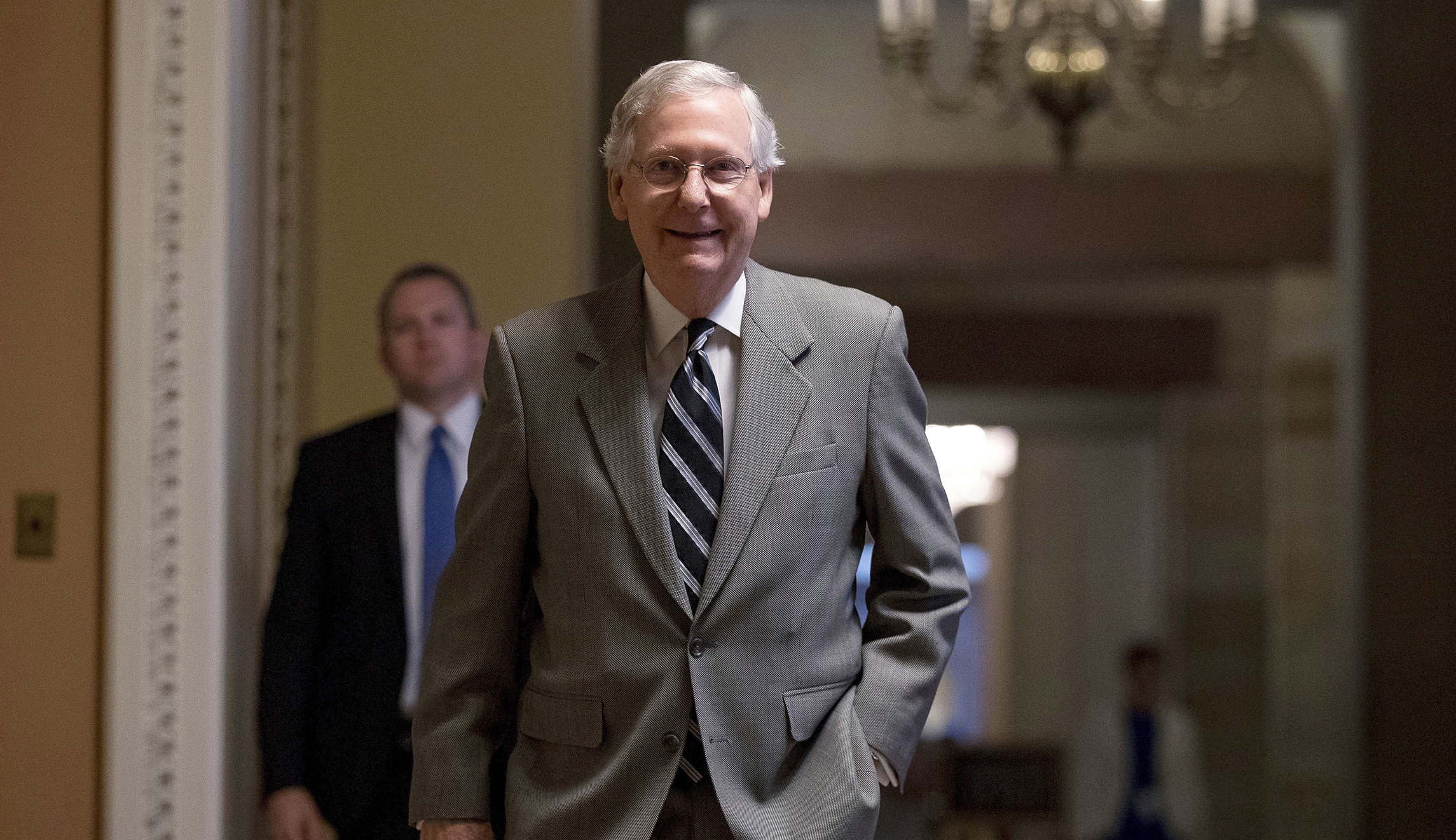 Senate takes step toward tax reform by voting to work on budget