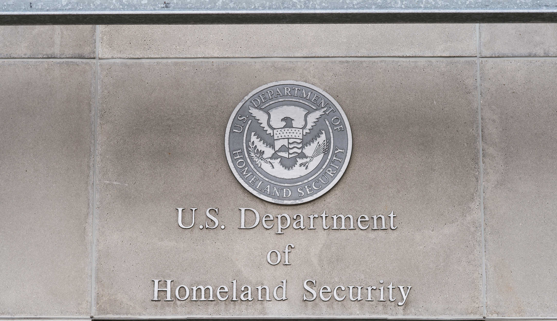 House authorizes employee awards to boost morale at DHS