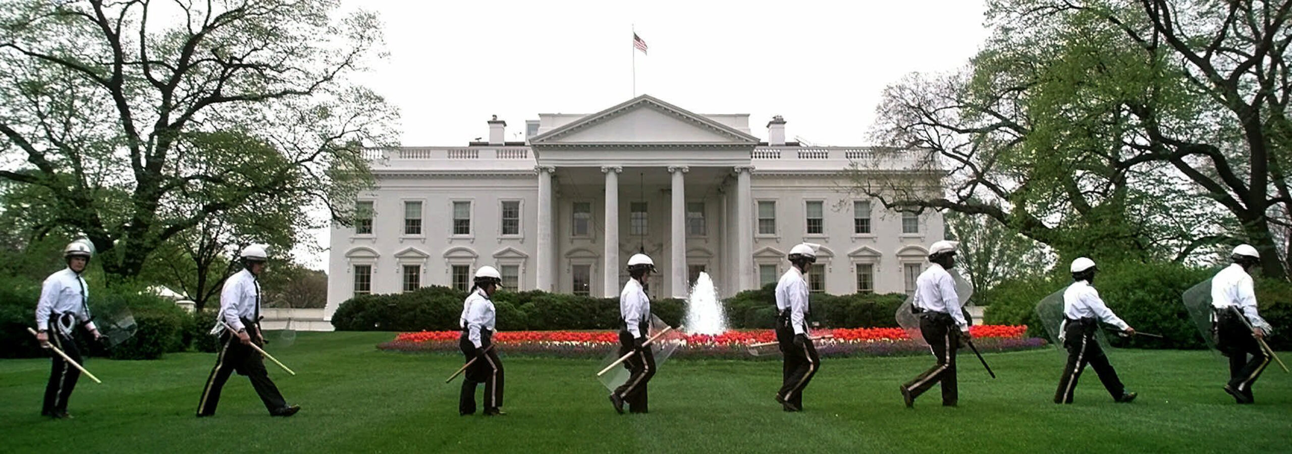 AP PHOTOS: White House security over the years