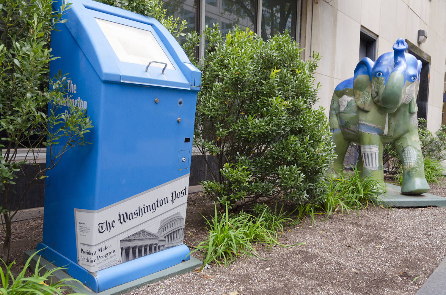 This Washington Post article on racism and Trump supporters is hot trash