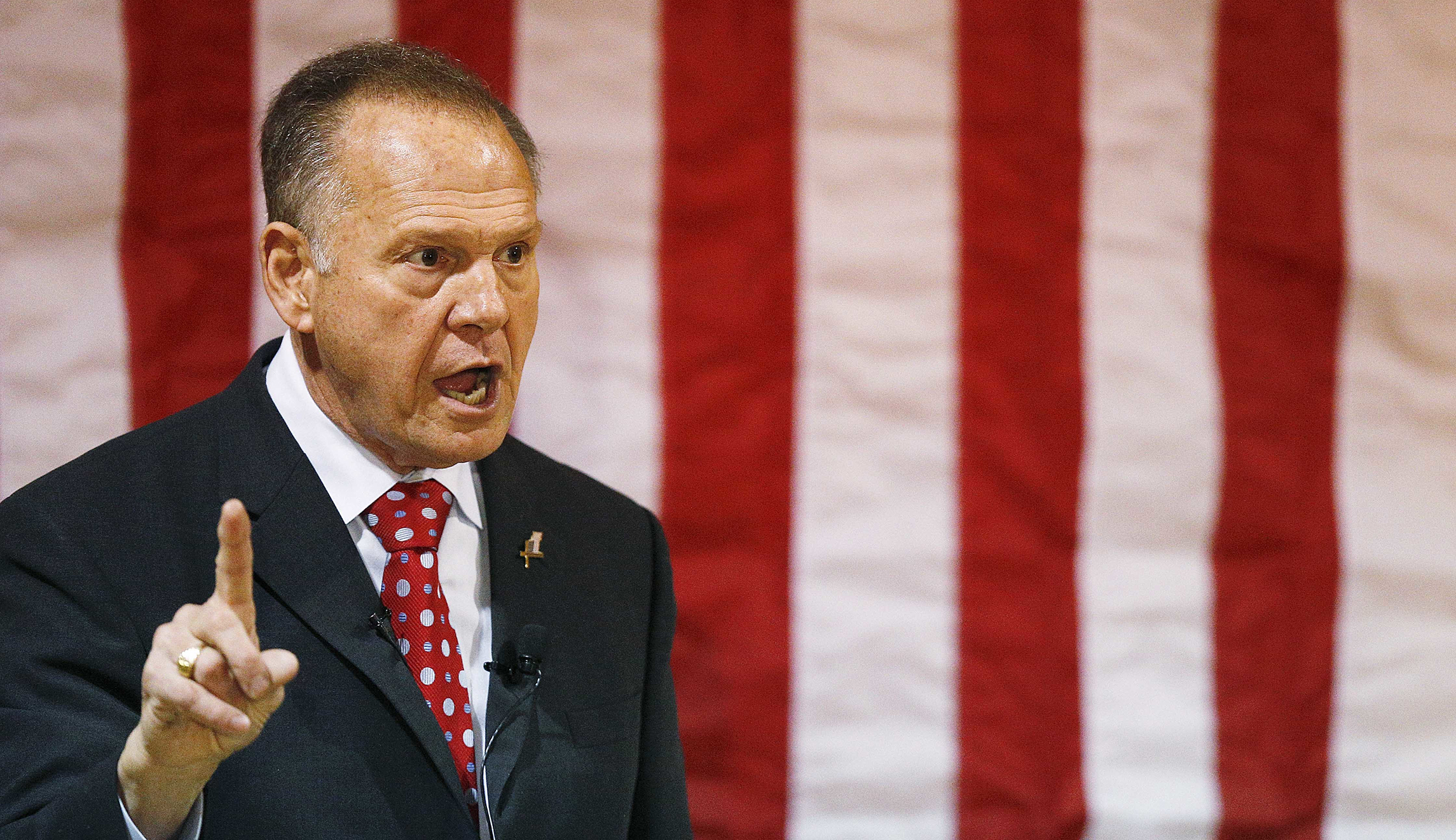 A sloppy evaluation of conservative media and Roy Moore