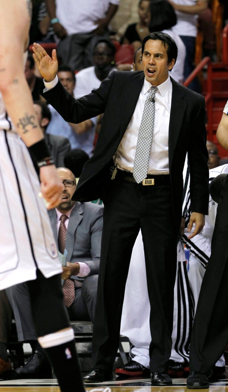   Miami Heat head coach Erik Spoelstra shouts instructions to his team during the second half of an NBA basketball game against the New York Knicks, Thursday, Dec, 6, 2012, in Miami. The Knicks won 112-92. (AP Photo/Alan Diaz)  