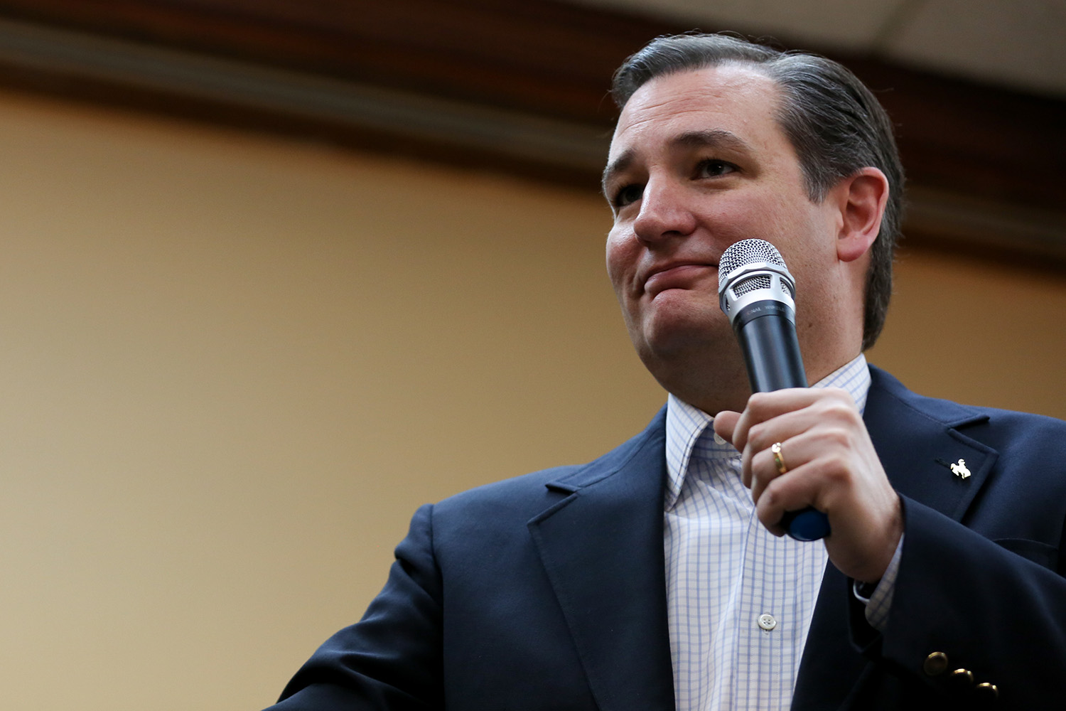 Cruz sweeps 14 delegates at Wyoming convention