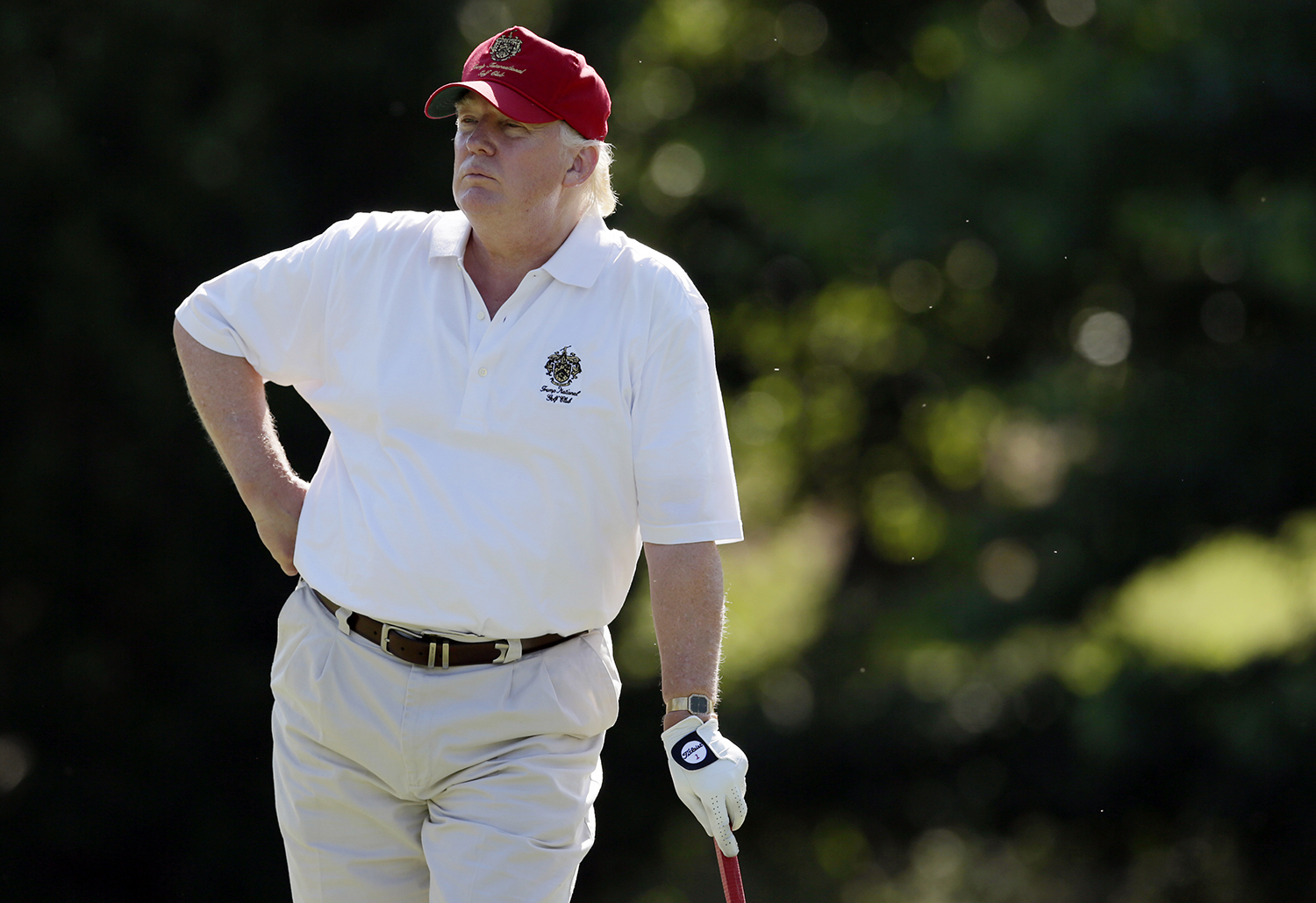 Trump kicks author of critical biography off his golf course