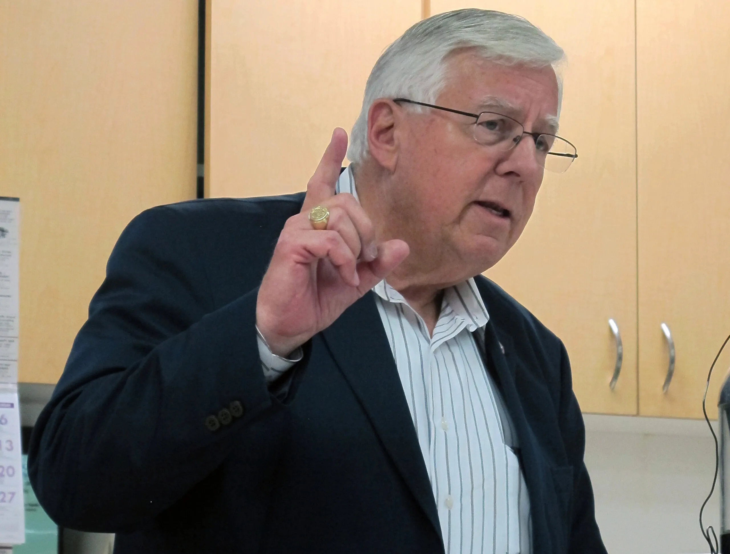 Super PAC backs Sen. Mike Enzi in fight against Dick Cheney