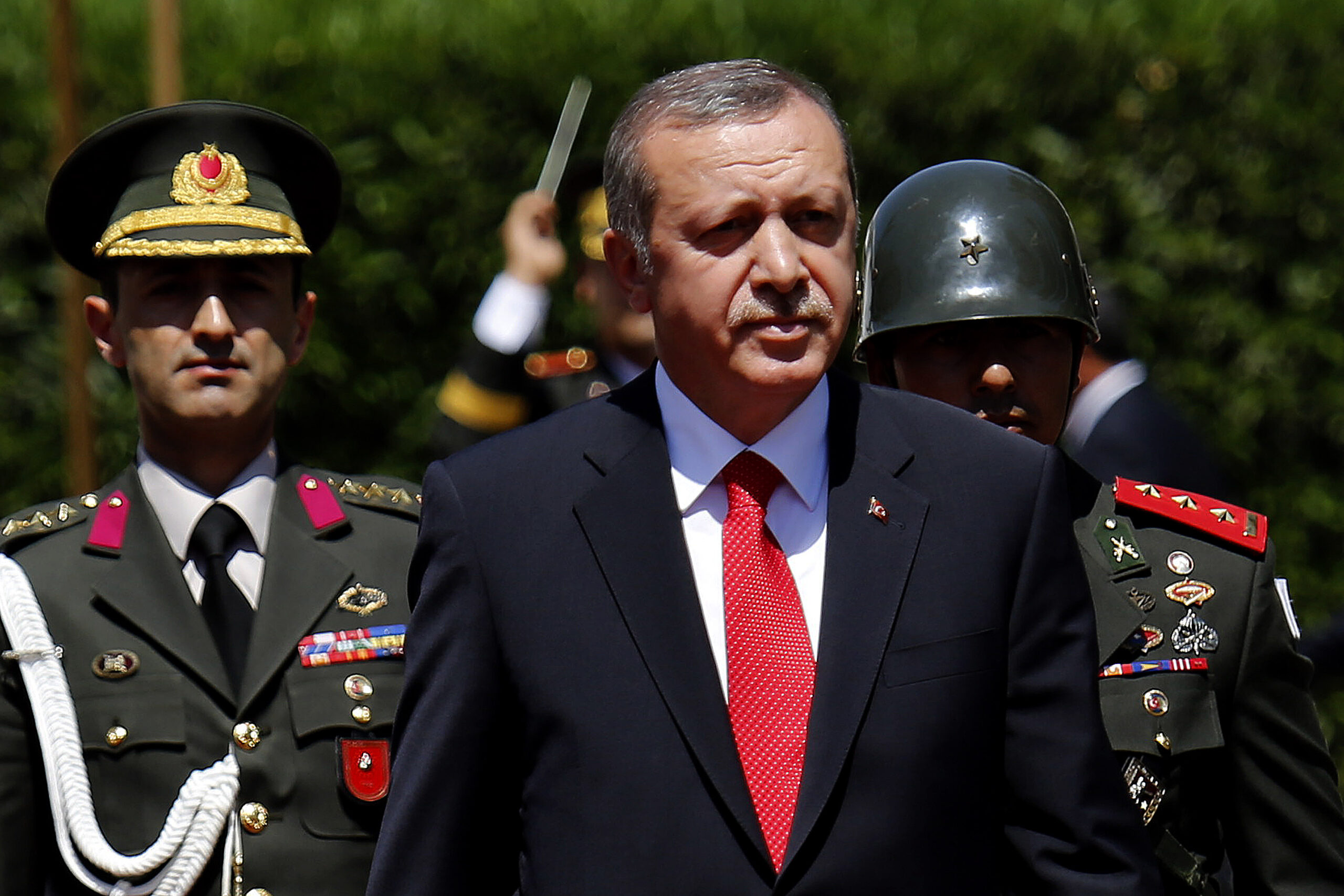 Report: Turkey agrees to let US strike Islamic State from Incirlik