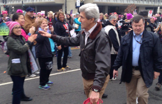 John Kerry shows up at Women’s March with his dog
