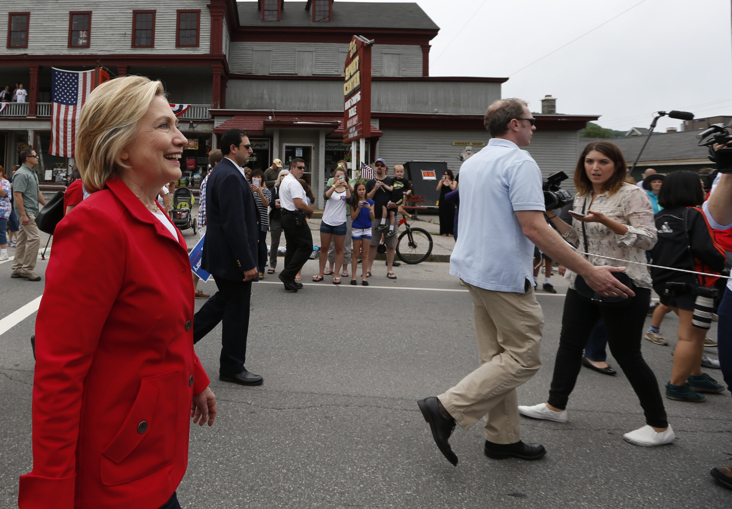 N.Y. Times editor on Hillary Clinton stonewalling press: ‘Who cares?’