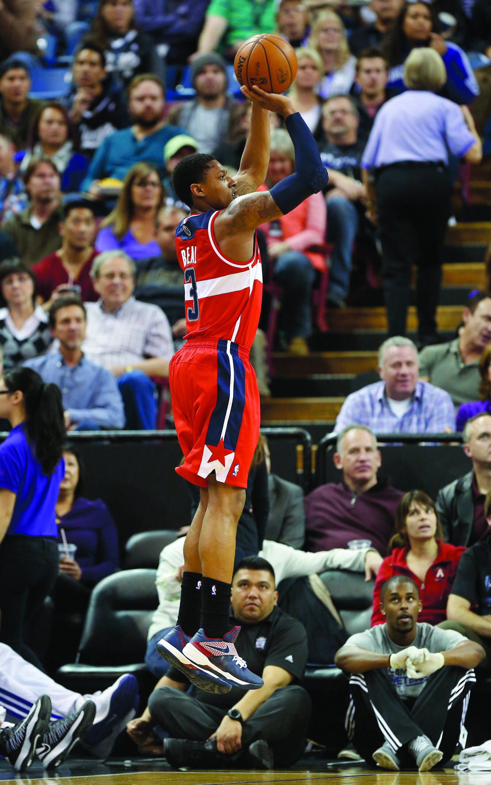 Wizards fall to Kings on road