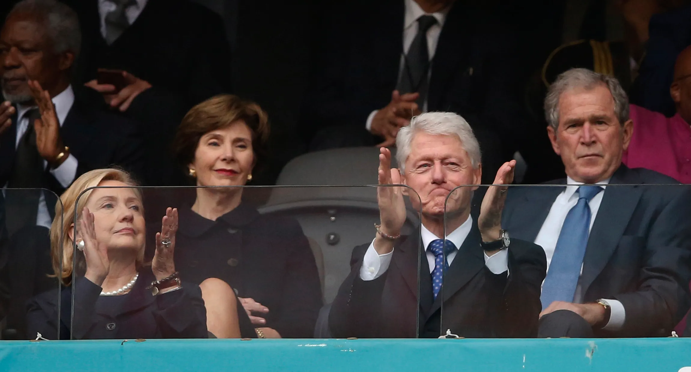 Bushes and Clintons to attend Trump inauguration despite bad blood