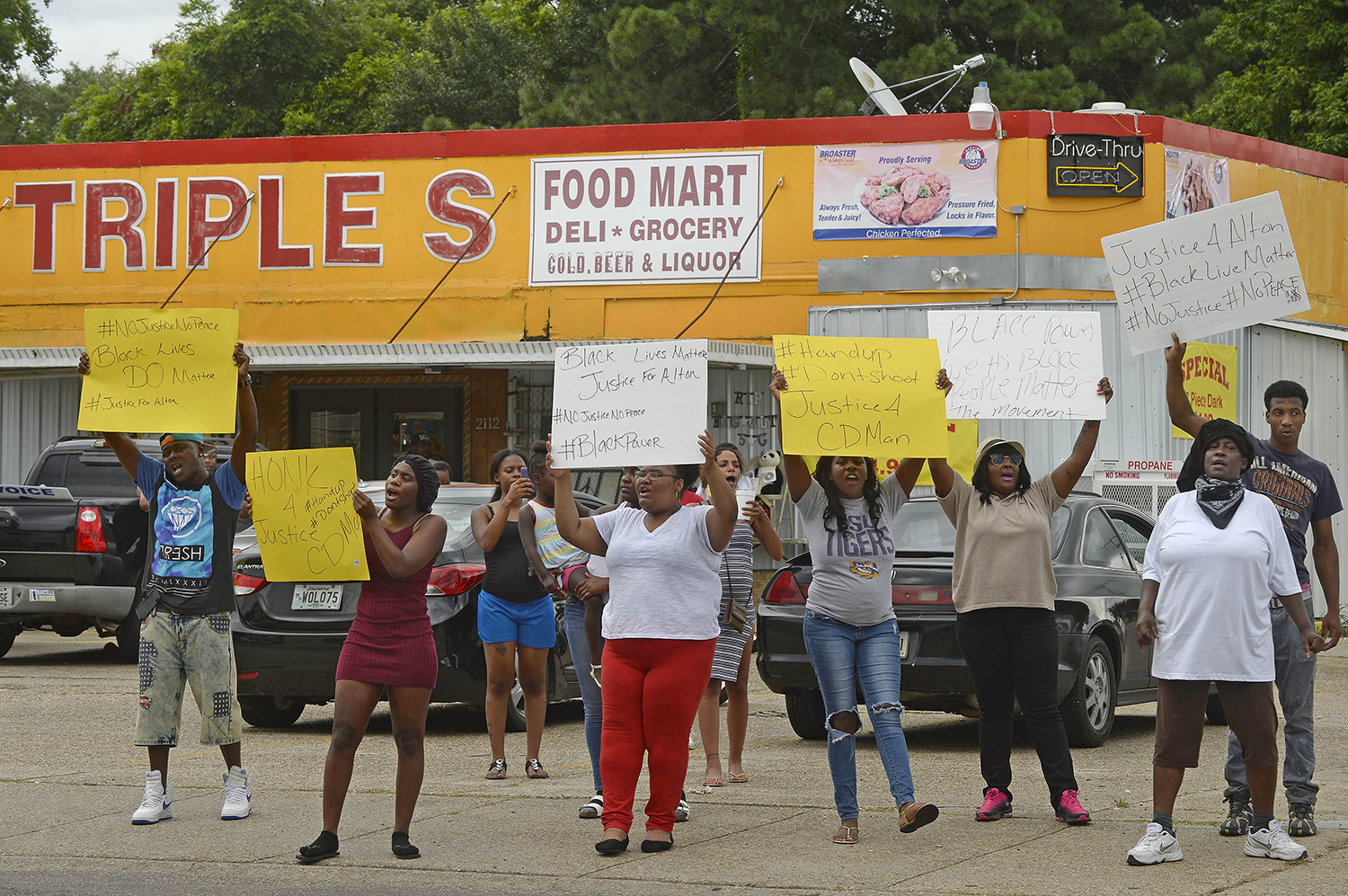 Baton Rouge: Police officers won’t be charged in 2016 shooting death of Alton Sterling
