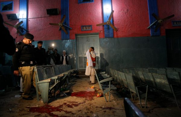Police: Bomb blast in Pakistani cinema kills 5
