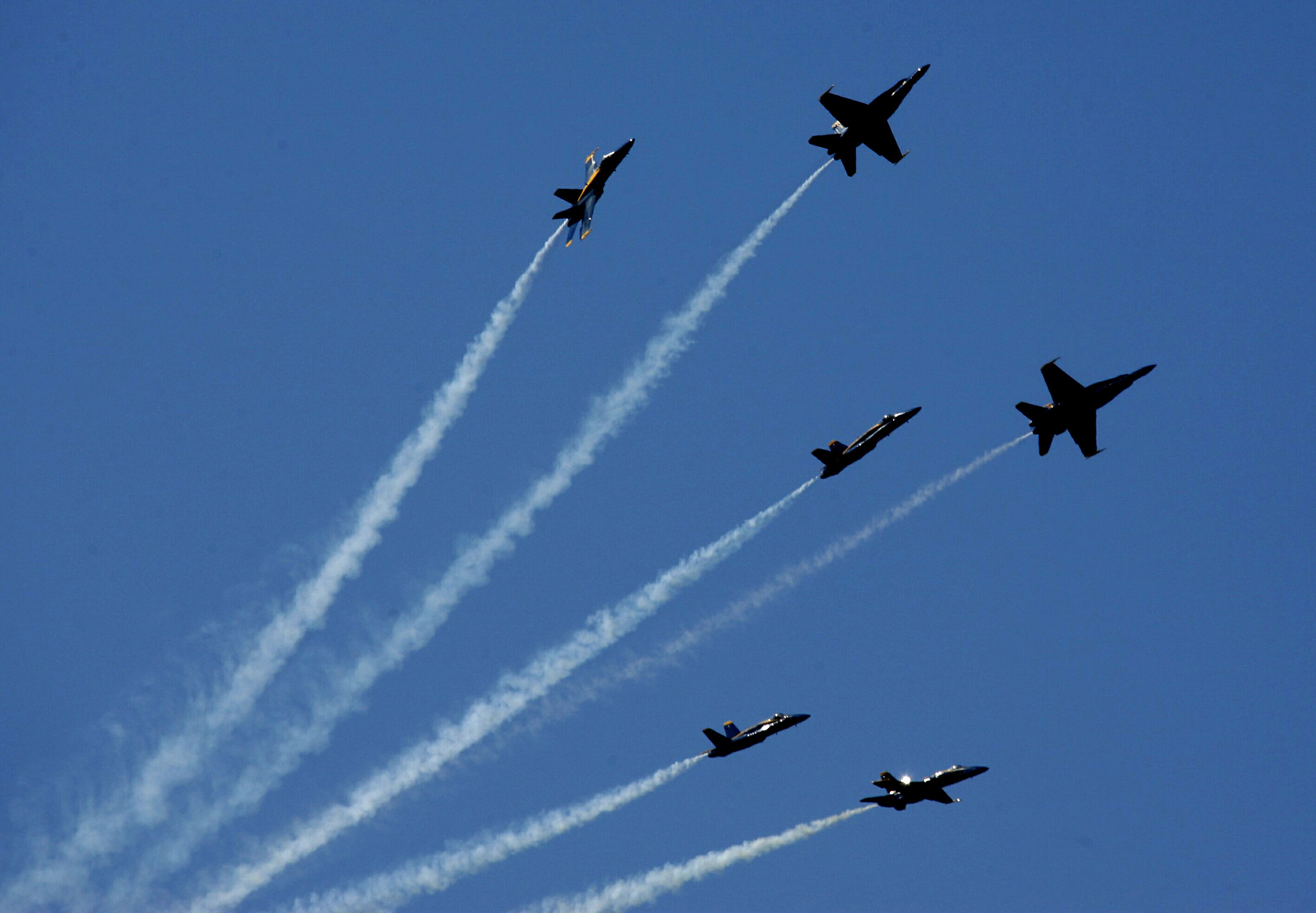 Blue Angels fatal crash is first in nearly a decade