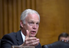 Senators push FDA to approve drug for rare disease