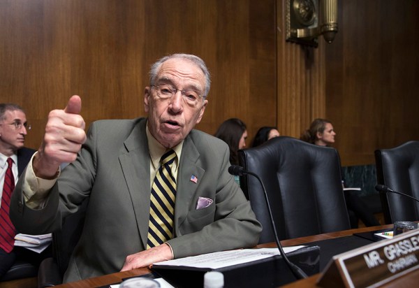 Senate passes bill to curb trade secret theft