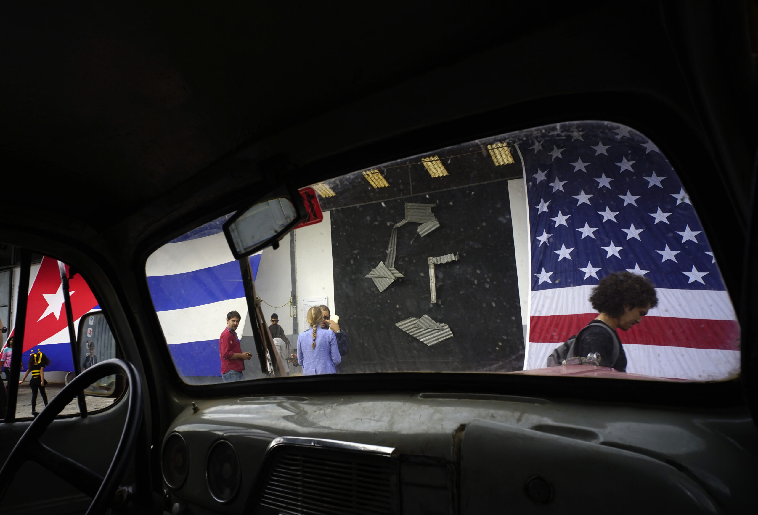 FCC vote weakens Obama-era net neutrality regulations