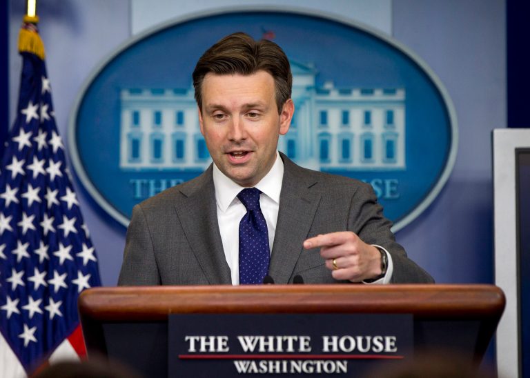 White House press secretary Josh Earnest speaks during the daily news briefing at the White House in Washington, Thursday, May 21, 2015. (AP Photo/Carolyn Kaster)