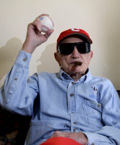 Oldest living ex-MLB player dies in Cuba at 102