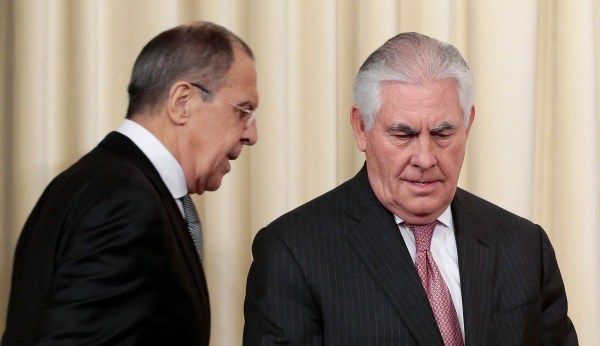Rex Tillerson rejects ‘silly’ complaint about not meeting Lavrov in Africa
