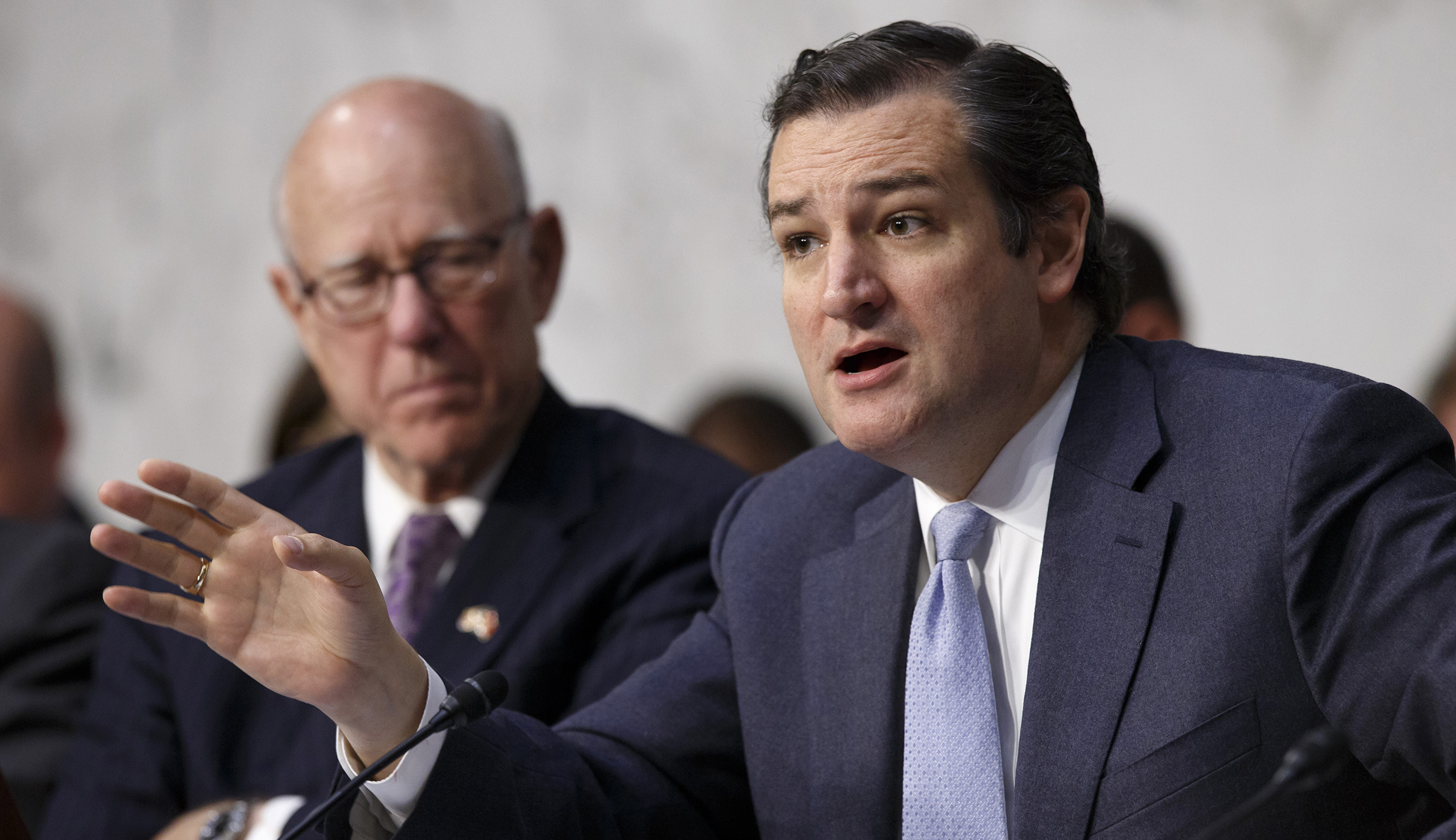 Ted Cruz, Pat Roberts warn against NAFTA pull out