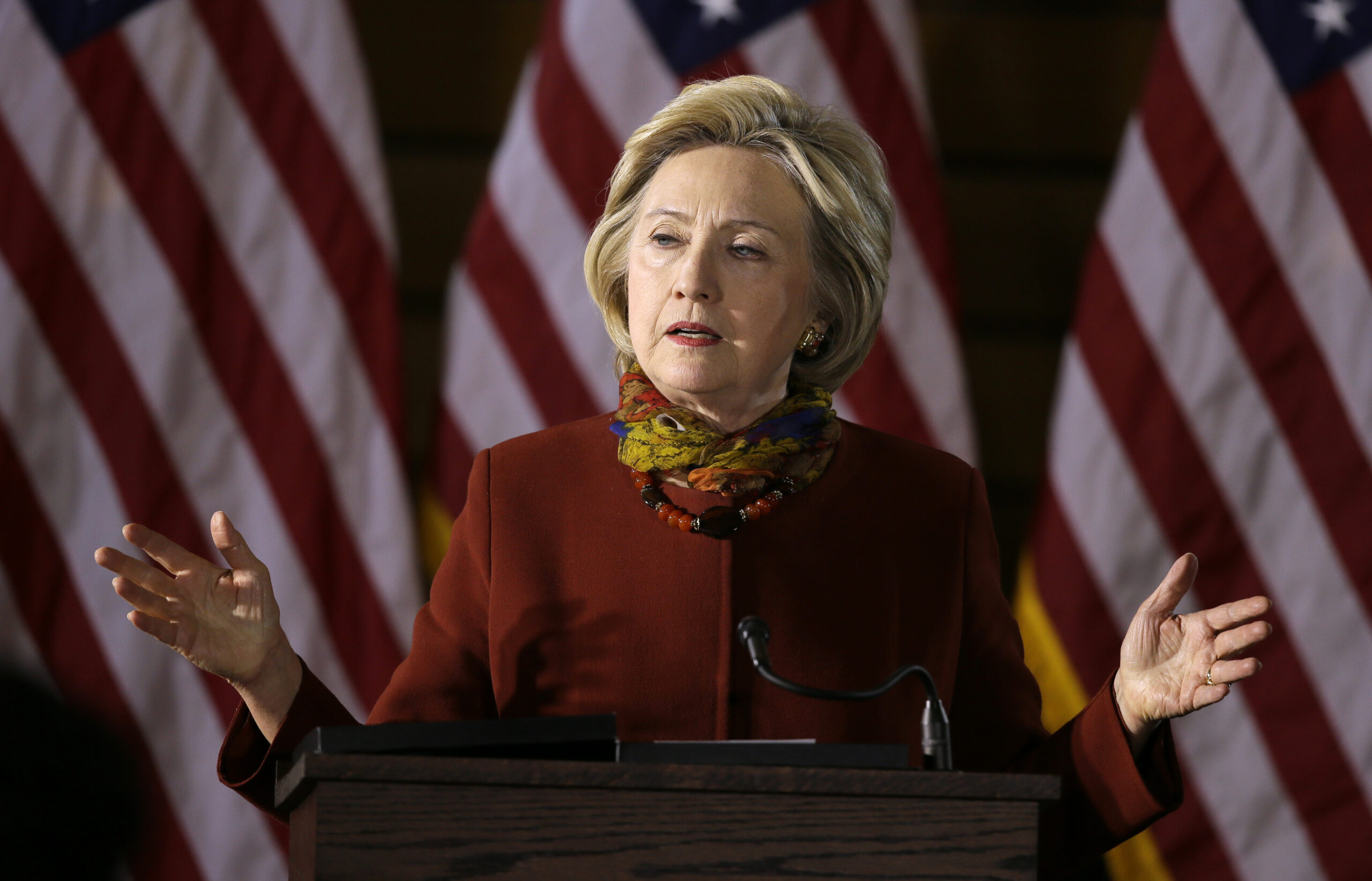 Hillary Clinton has ‘real concerns’ about Obama deportation raid plan