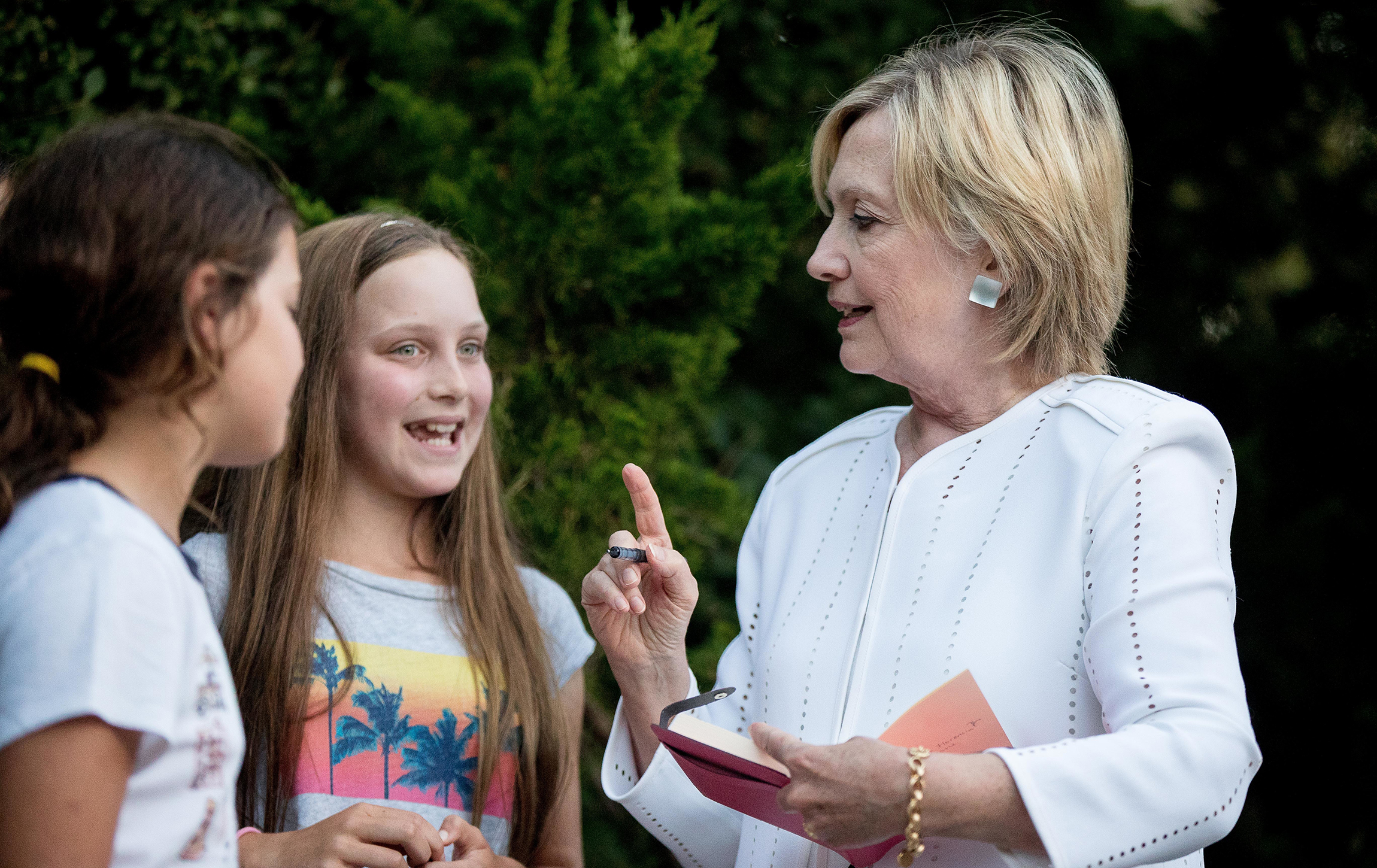 Clinton to Trump: Got your maternity leave plan right here!