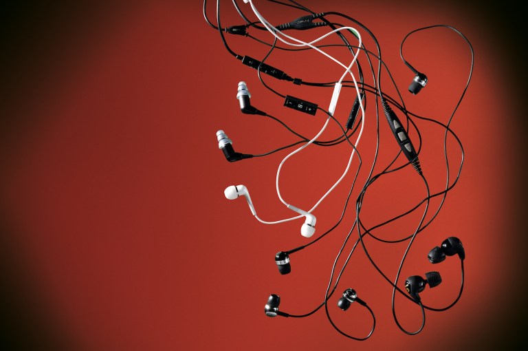 Afternoon Links: Tax Reform and You, the Science Behind Tangled Cords, and Surgical Graffiti